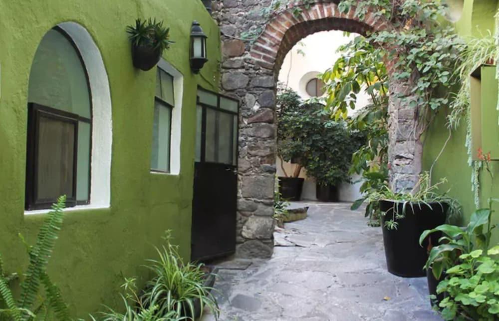 Hotel Casa Quetzal